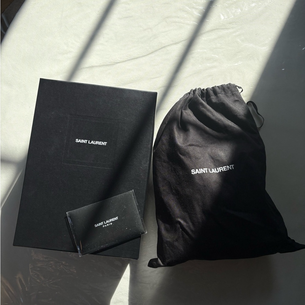 SAINT LAURENT Loulou Toy crossbody bag